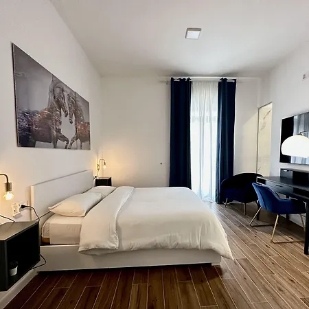 Casa Manfredi Roma 3* Manfredonia